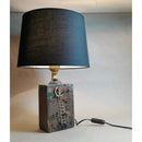 Φωτιστικό επιτραπέζιο upcycled από ξύλο θαλάσσης.