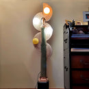 Ξύλινο φωτιστικό δωματίου.