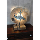 Φωτιστικό επιτραπέζιο από ξύλο με μεταλλική φιγούρα χορεύτριας.