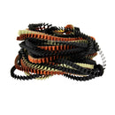 Μακρύ κολιέ σε μαύρο και καφέ.